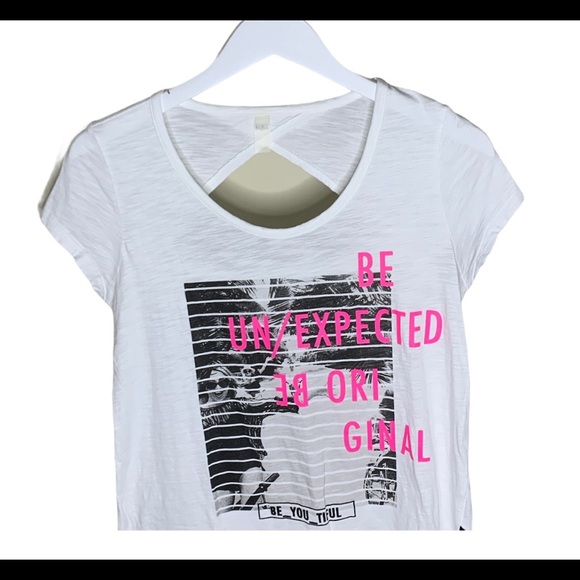 HYBA Be Unexpected Open Back Tee/Top With Cap Sleeves Ivory White Size Medium - Picture 5 of 7